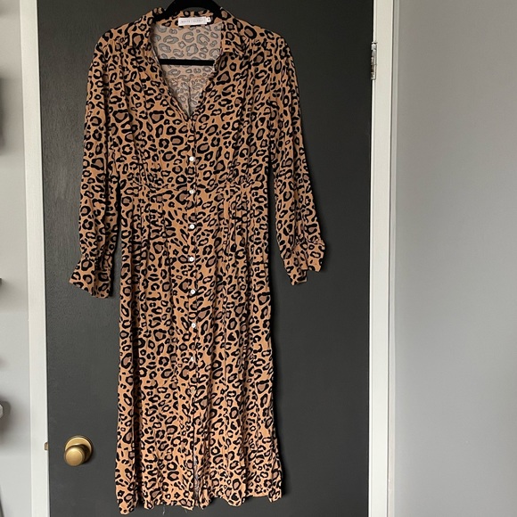 Leopard Button Up Midi Dress - Size Medium - Picture 1 of 4